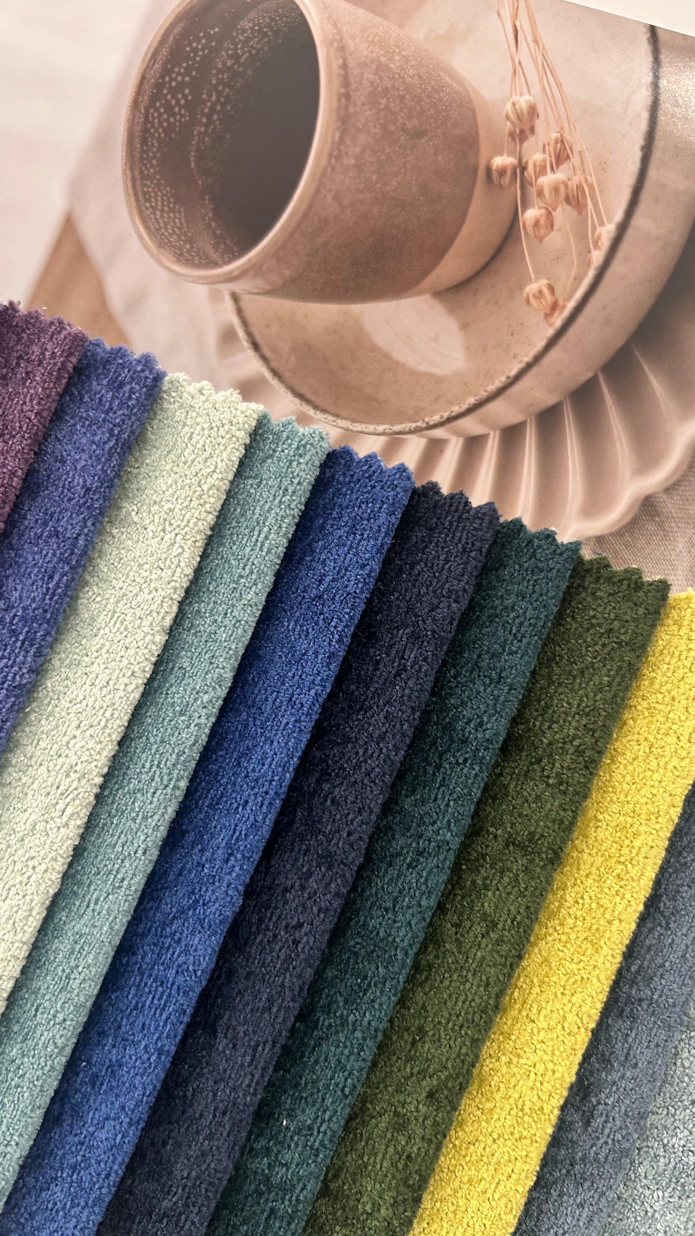AURA Velvet Fabric Knitted Fabric Jacquard – 340gsm, 56" Wide, 29 Colors Langsum Fabric