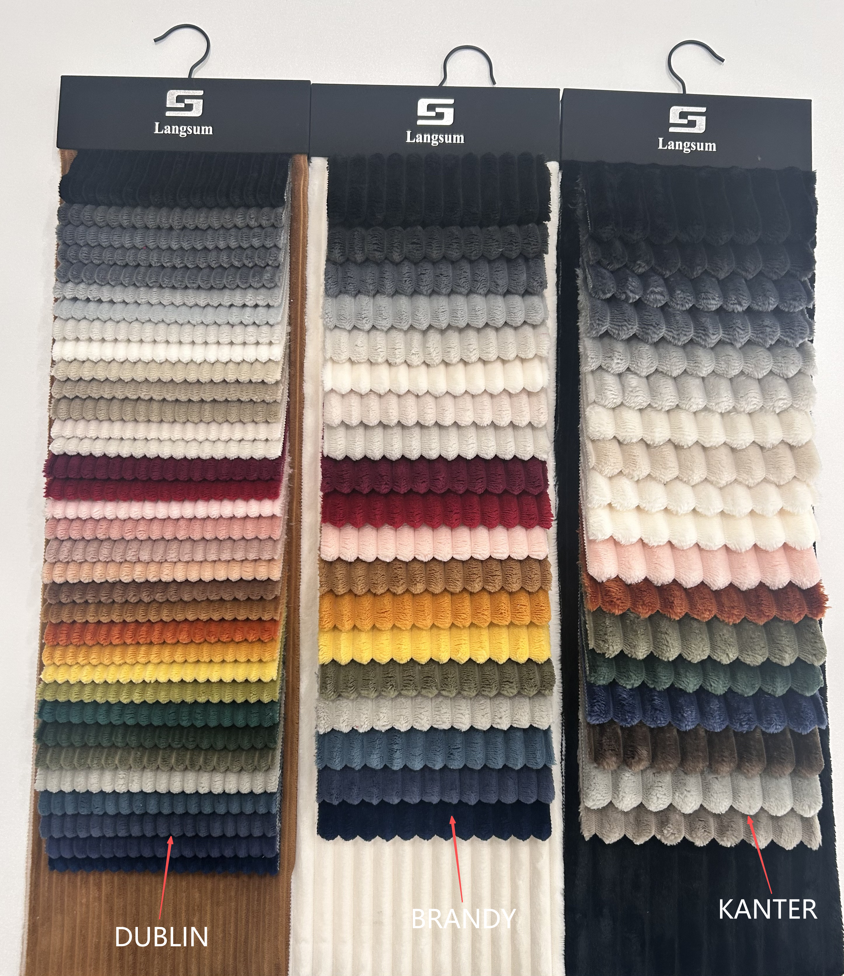 KANTER Velvet Fabric Knitted Fabric Jacquard – 320gsm, 56" Wide, 19 Colors Langsum Fabric