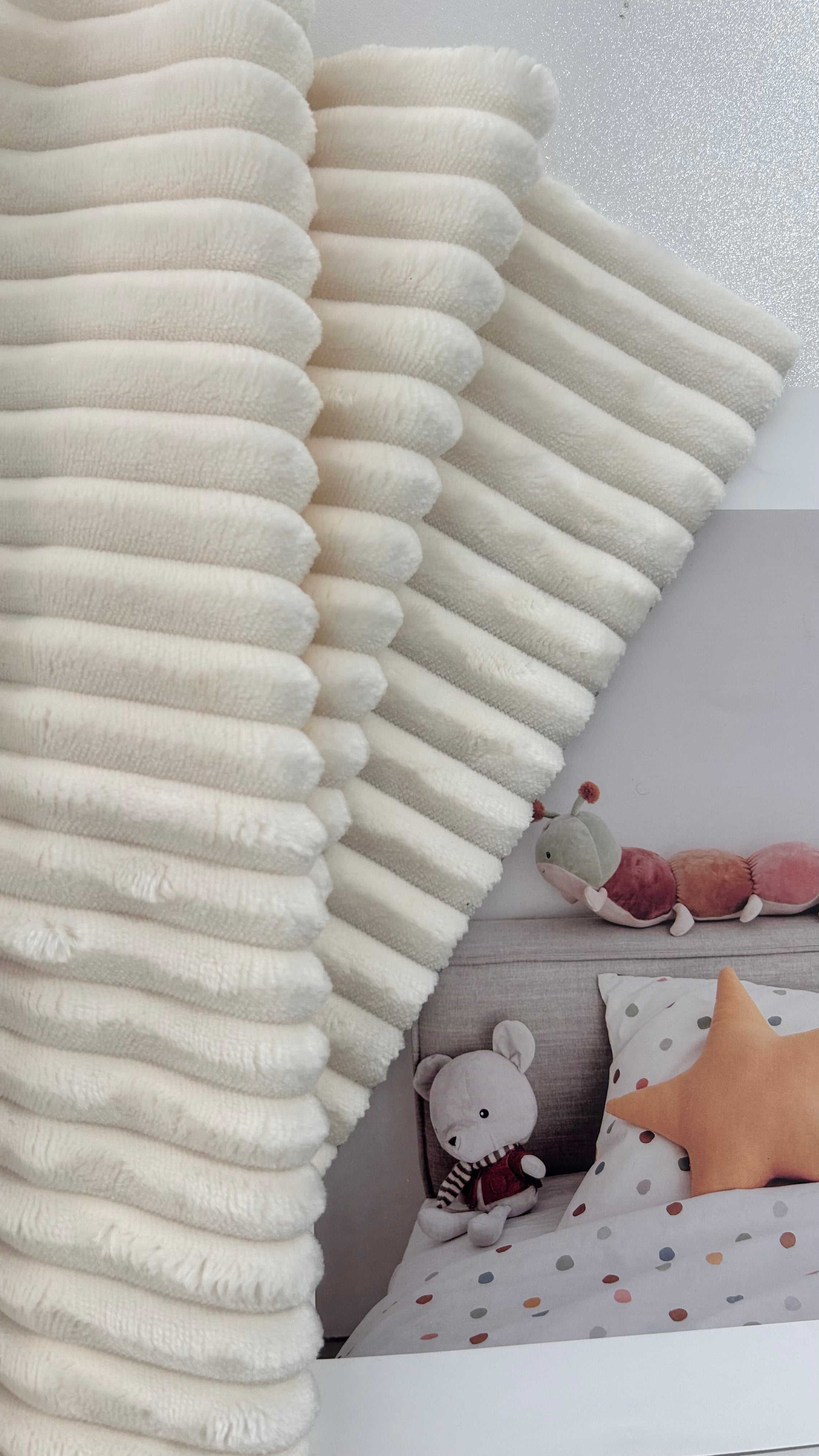 BRANDY Velvet Fabric Knitted Fabric Jacquard – 320gsm, 56" Wide, 18 Colors Langsum Fabric